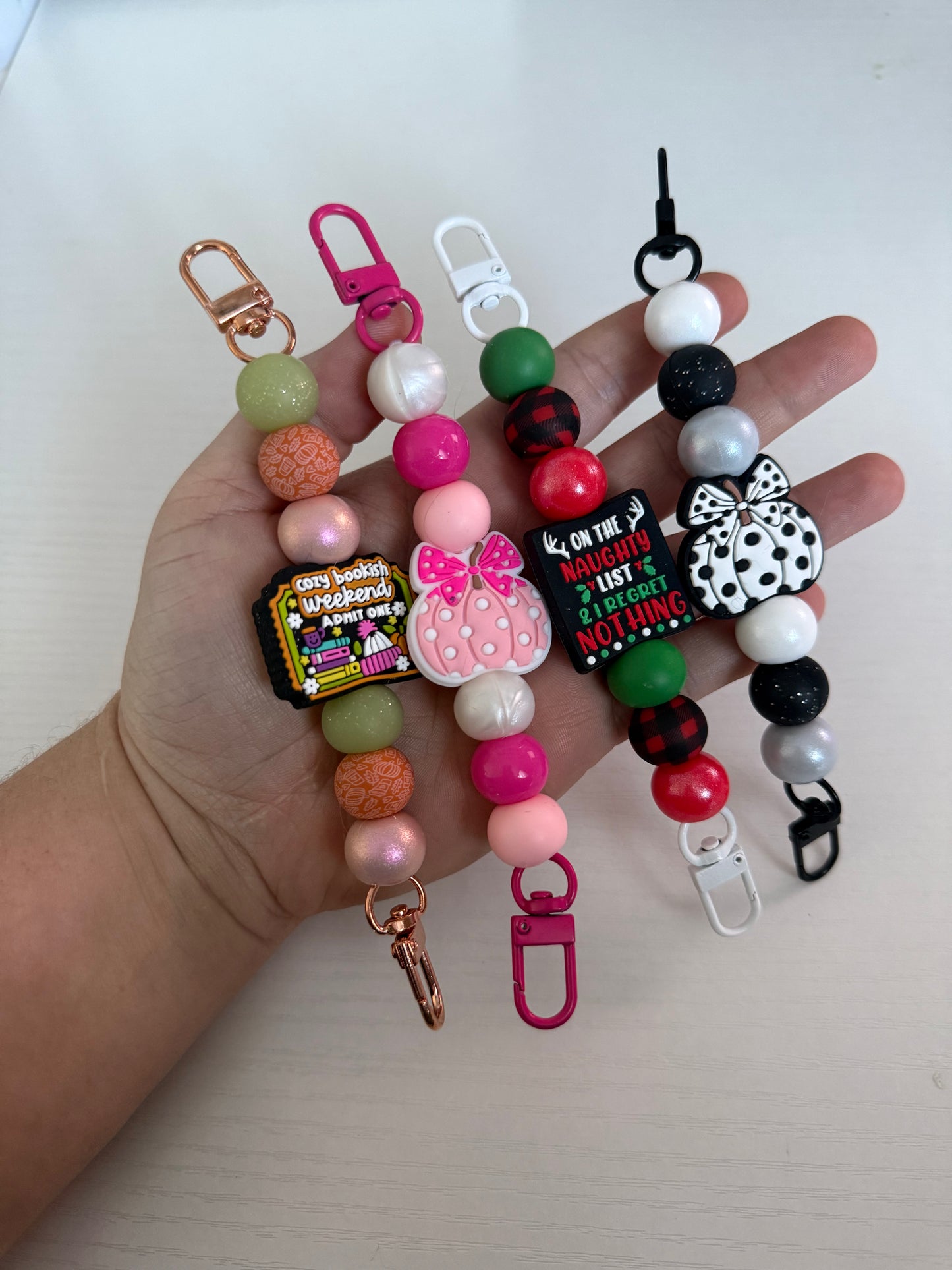 holiday themed kindle strap