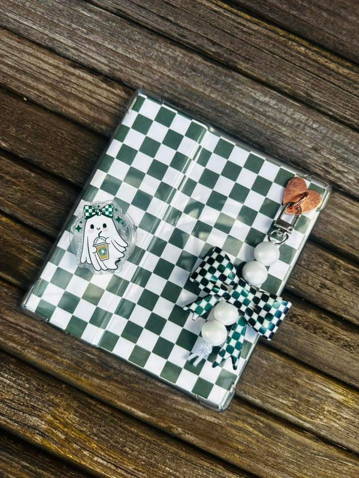 checkered jumbo bow - new items added!