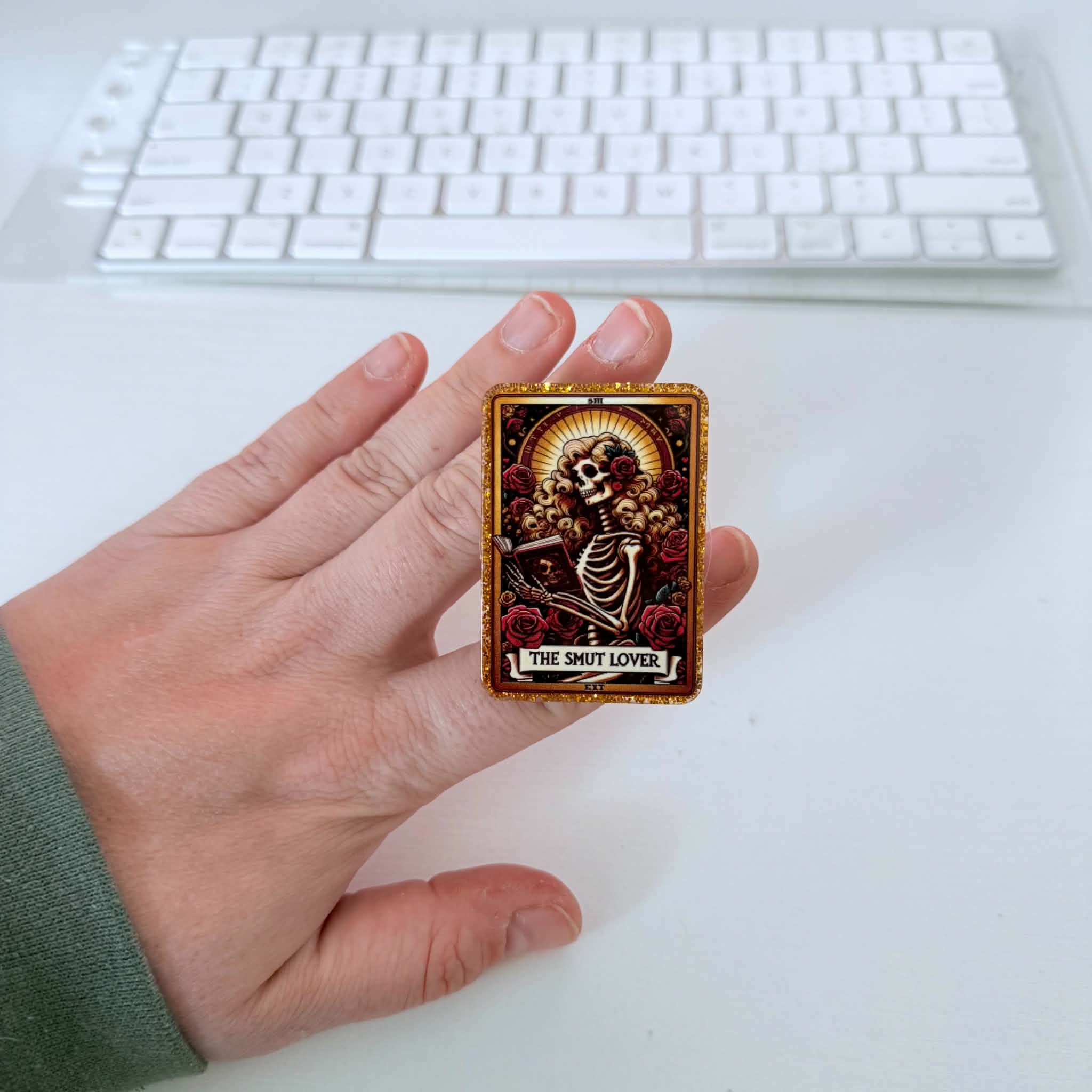 the smut lover popsocket